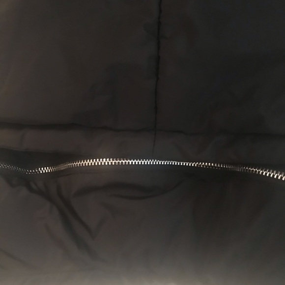 Calvin Klein winter puffer vest - Picture 4 of 5